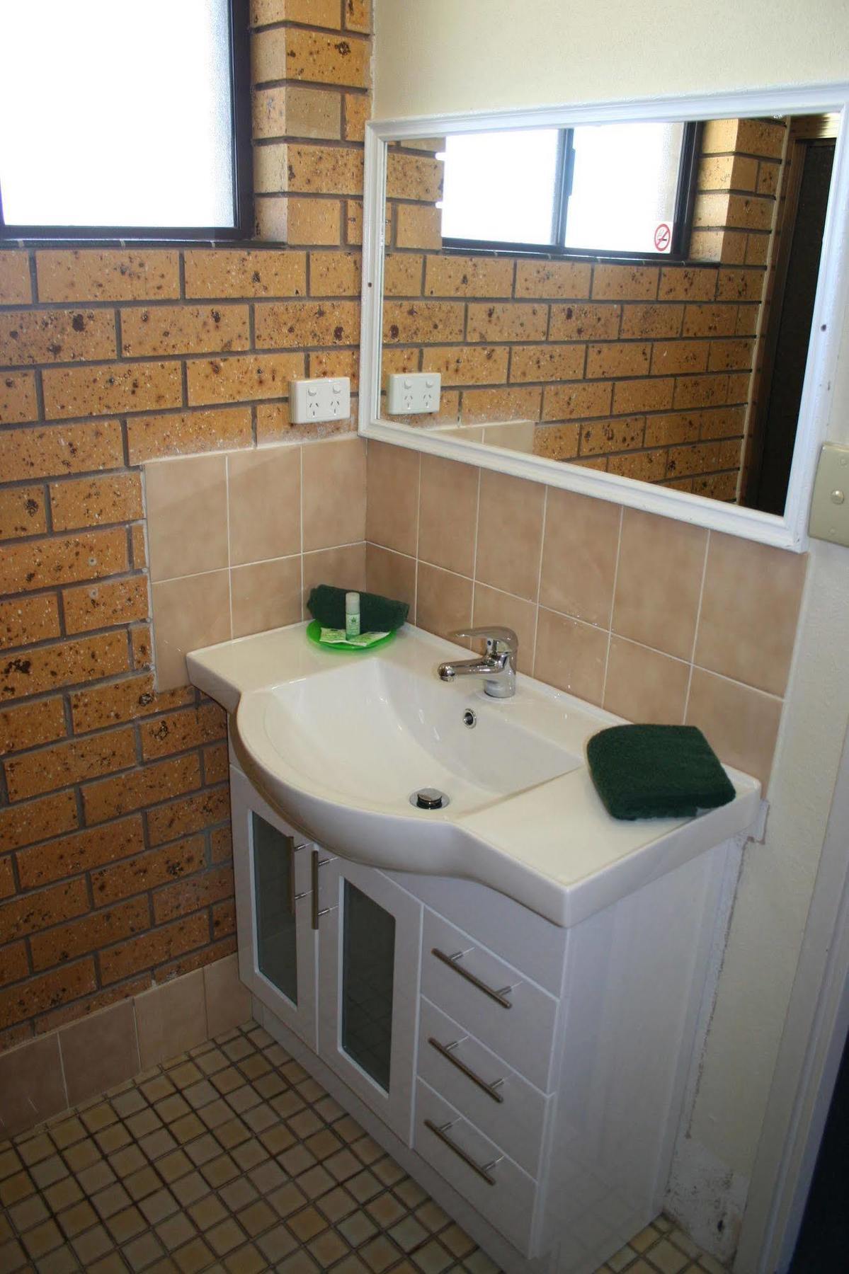 Newell Motor Inn Narrandera Zewnętrze zdjęcie